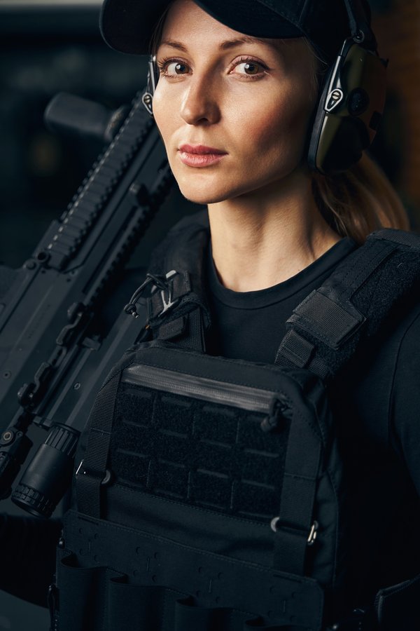 Discover the best techwear vests for urban and outdoor adventures